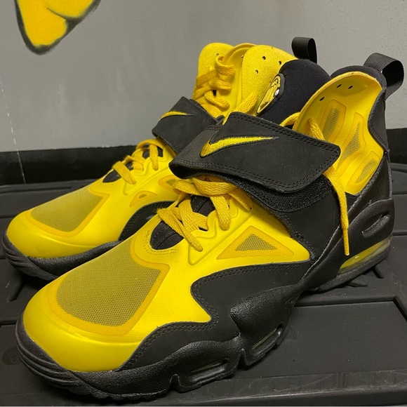 Nike Air Max 2 Yellow & Black, Men's Basketball Shoe Size 12. - Picture 4 of 8